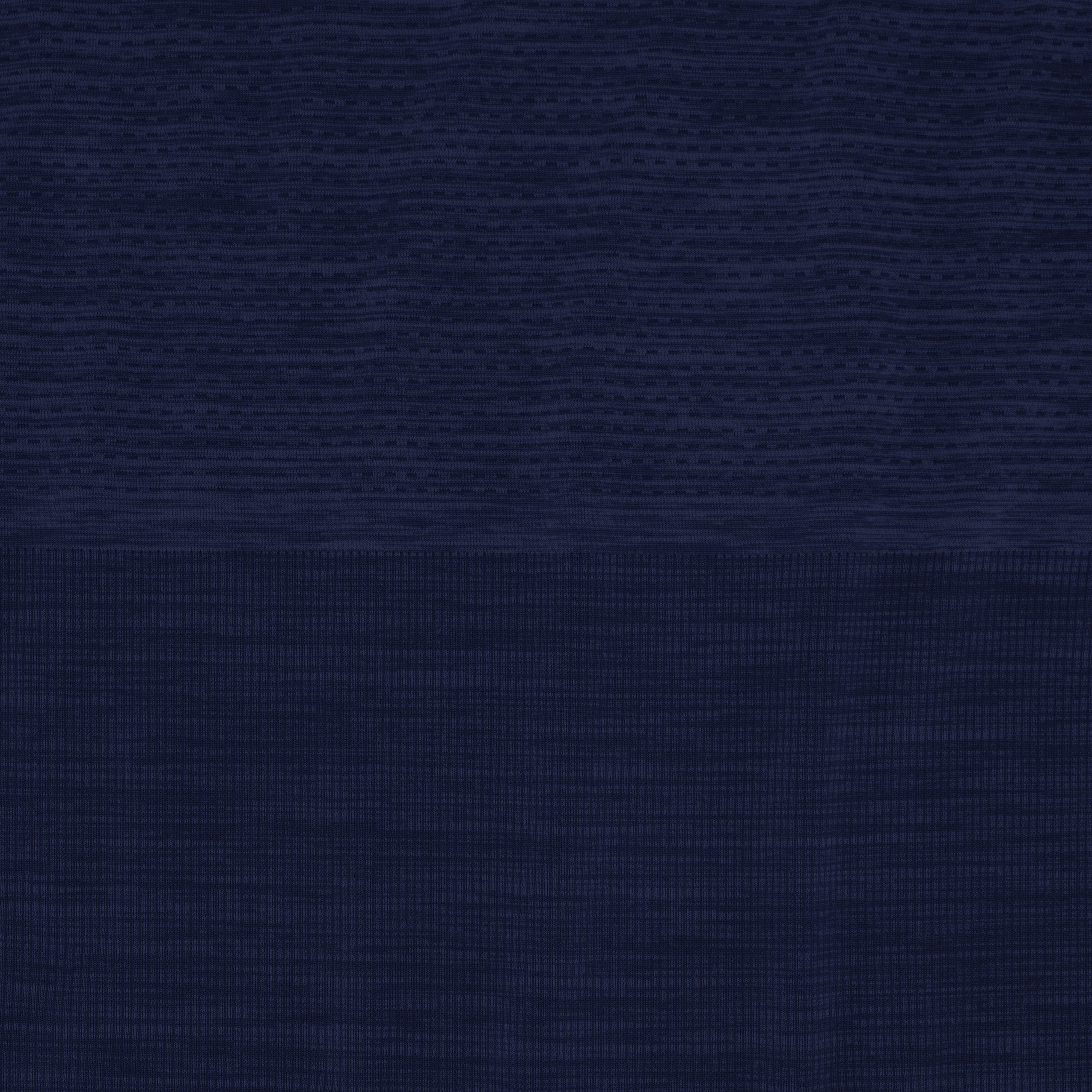 SEAMLESS TRAINING LONG SLEEVE TEE